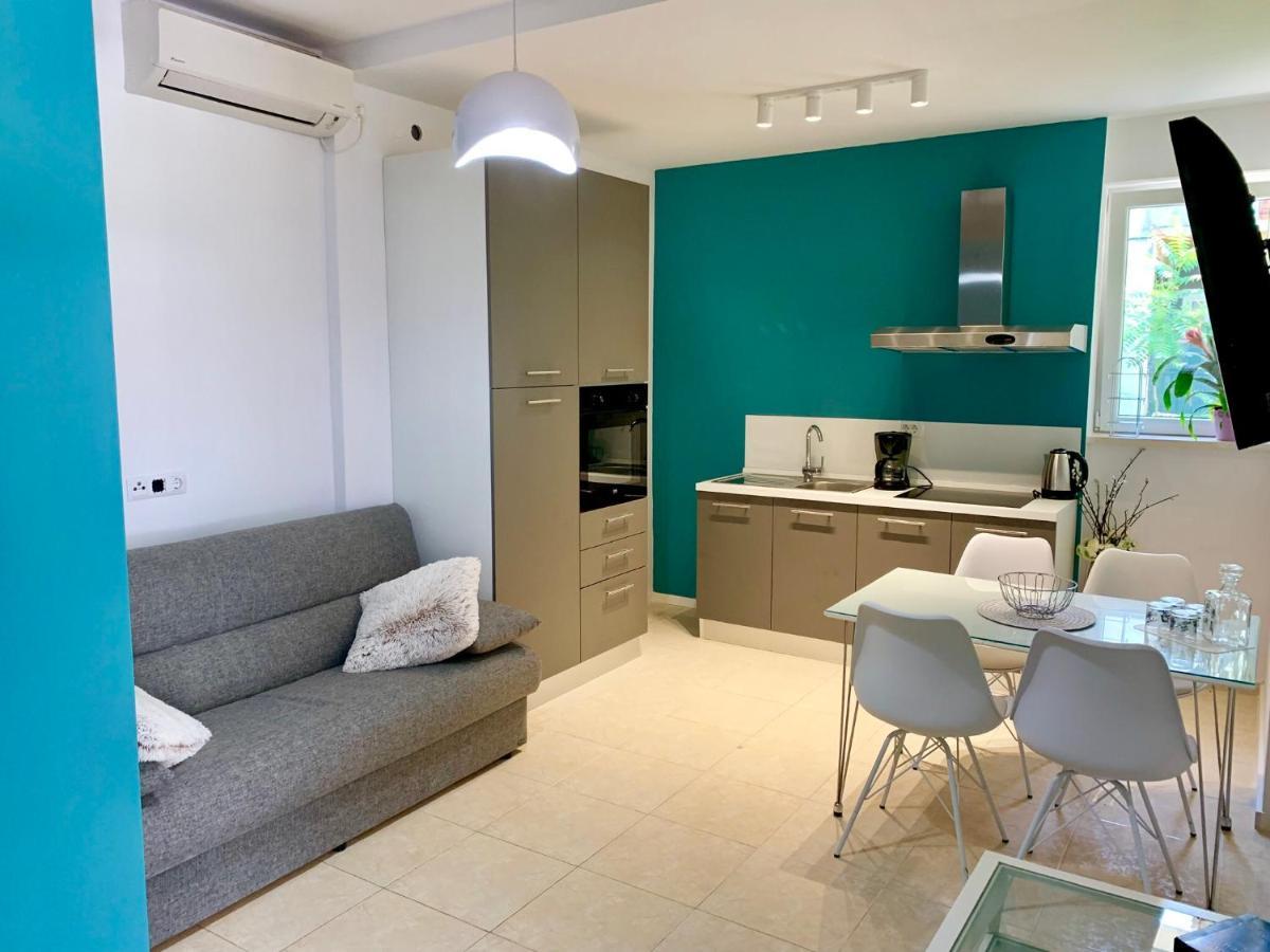 Deluxe Suites Mandic Omiš Eksteriør bilde