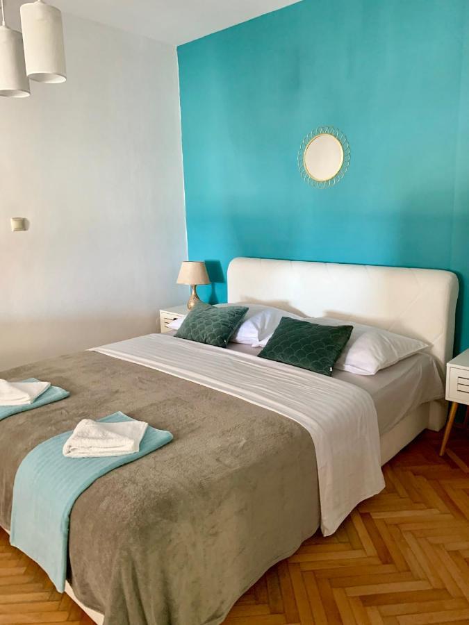 Deluxe Suites Mandic Omiš Eksteriør bilde