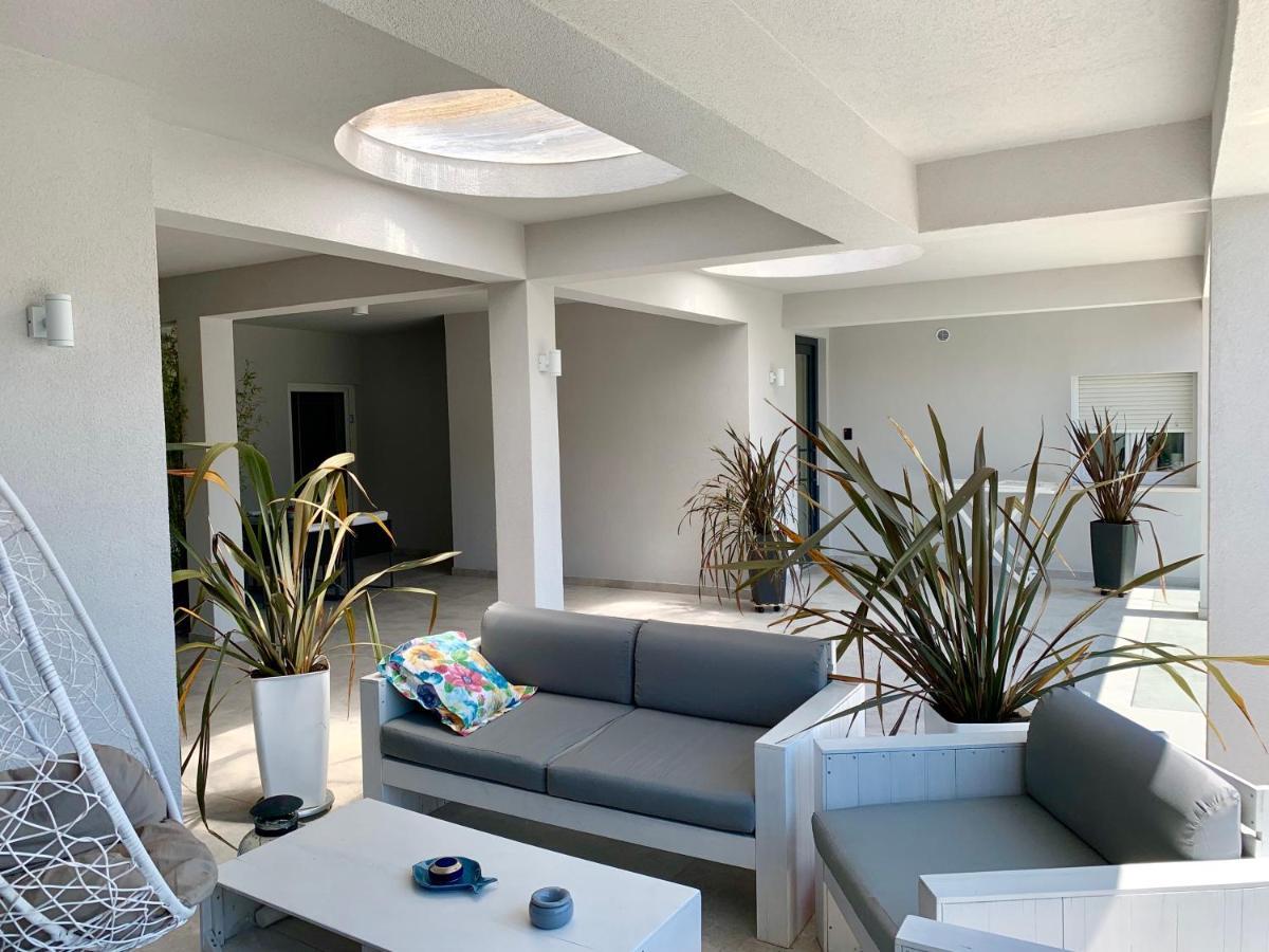 Deluxe Suites Mandic Omiš Eksteriør bilde